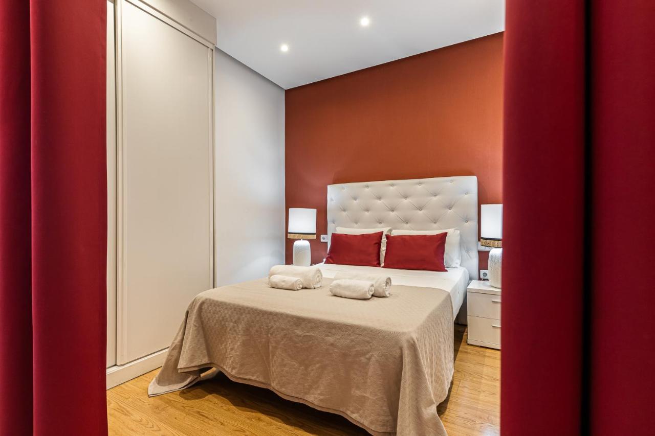Waou Apartamentos En Sol Superior 2 Madrid Eksteriør billede