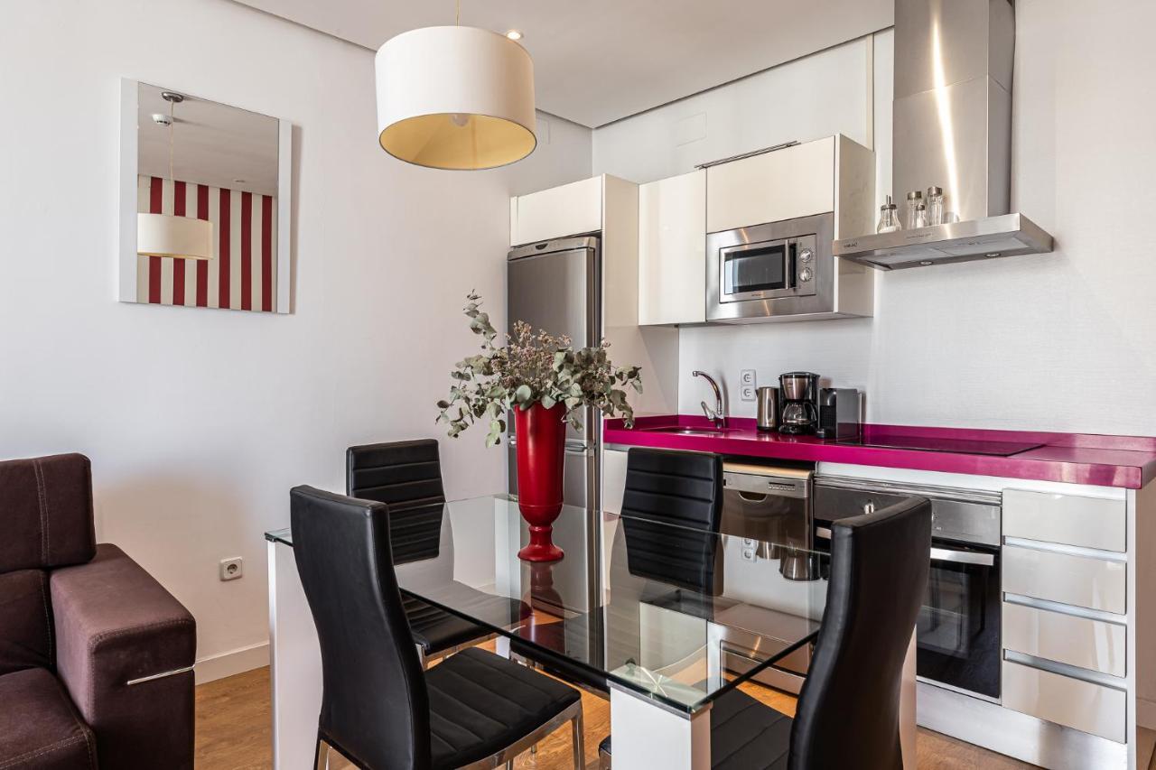 Waou Apartamentos En Sol Superior 2 Madrid Eksteriør billede